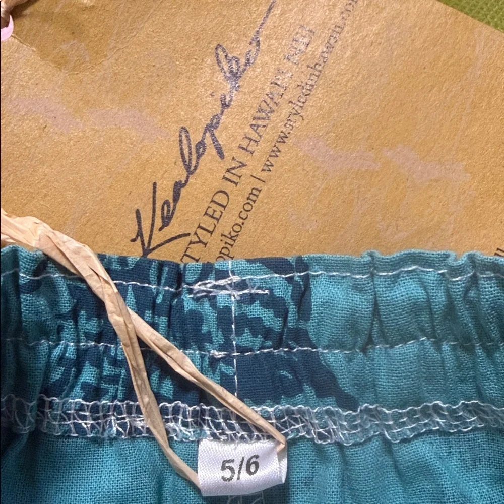 NWT Kealopiko Boy’s Boardies - Picture 4 of 4